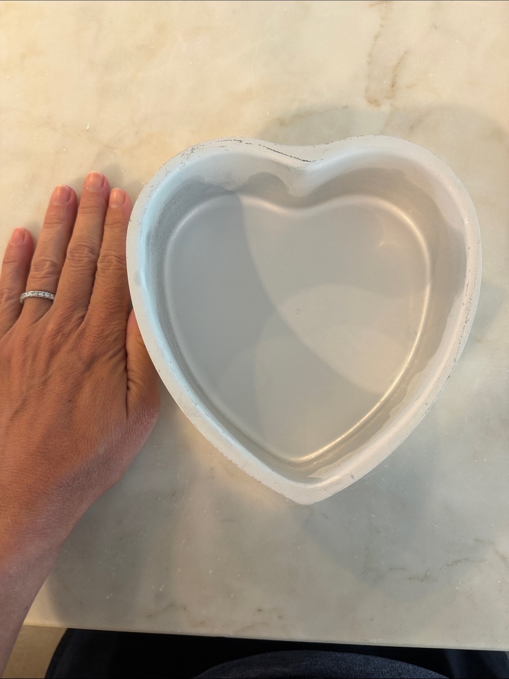 Aluminum Heart-Shaped Bakeware Pan